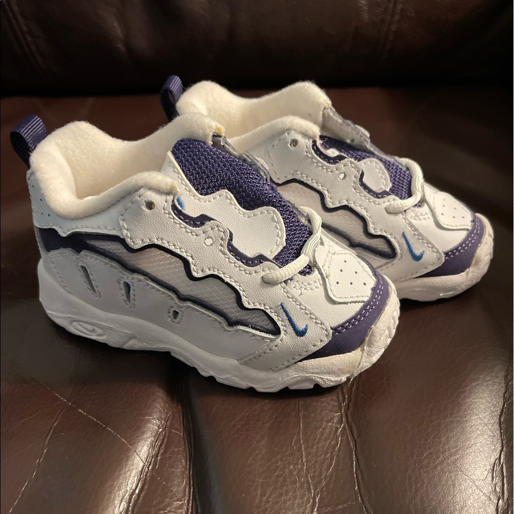 Nike baby training shoes
